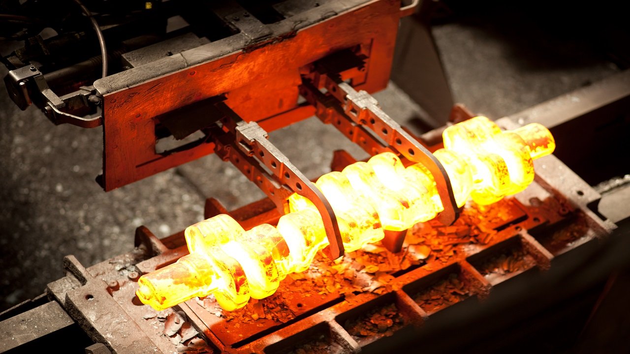 Forging Crankshafts: The Heart of Engines