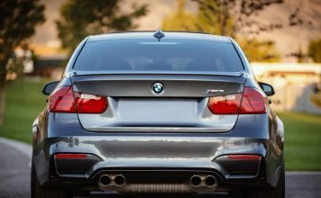 How Car Chargers Could Be Helpful For You While Long Travelling